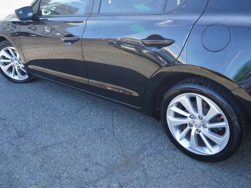 Used 2018 Acura ILX FWD image 6