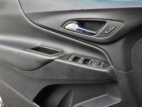 Used 2023 Chevrolet Equinox LT image 5