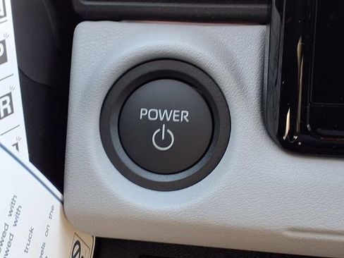 New 2026 Subaru Solterra Premium image 10