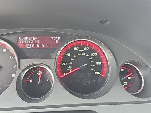 Used 2012 GMC Acadia SLT FWD image 30