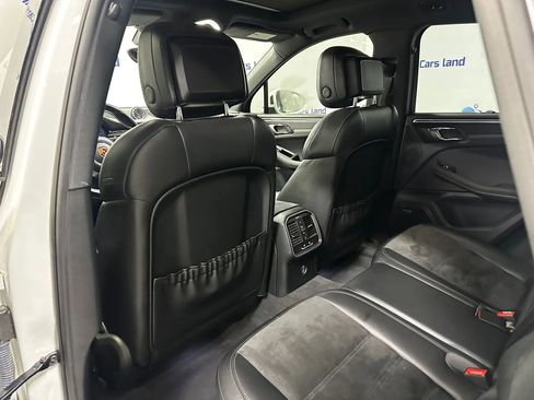 Used 2018 Porsche Macan GTS image 18