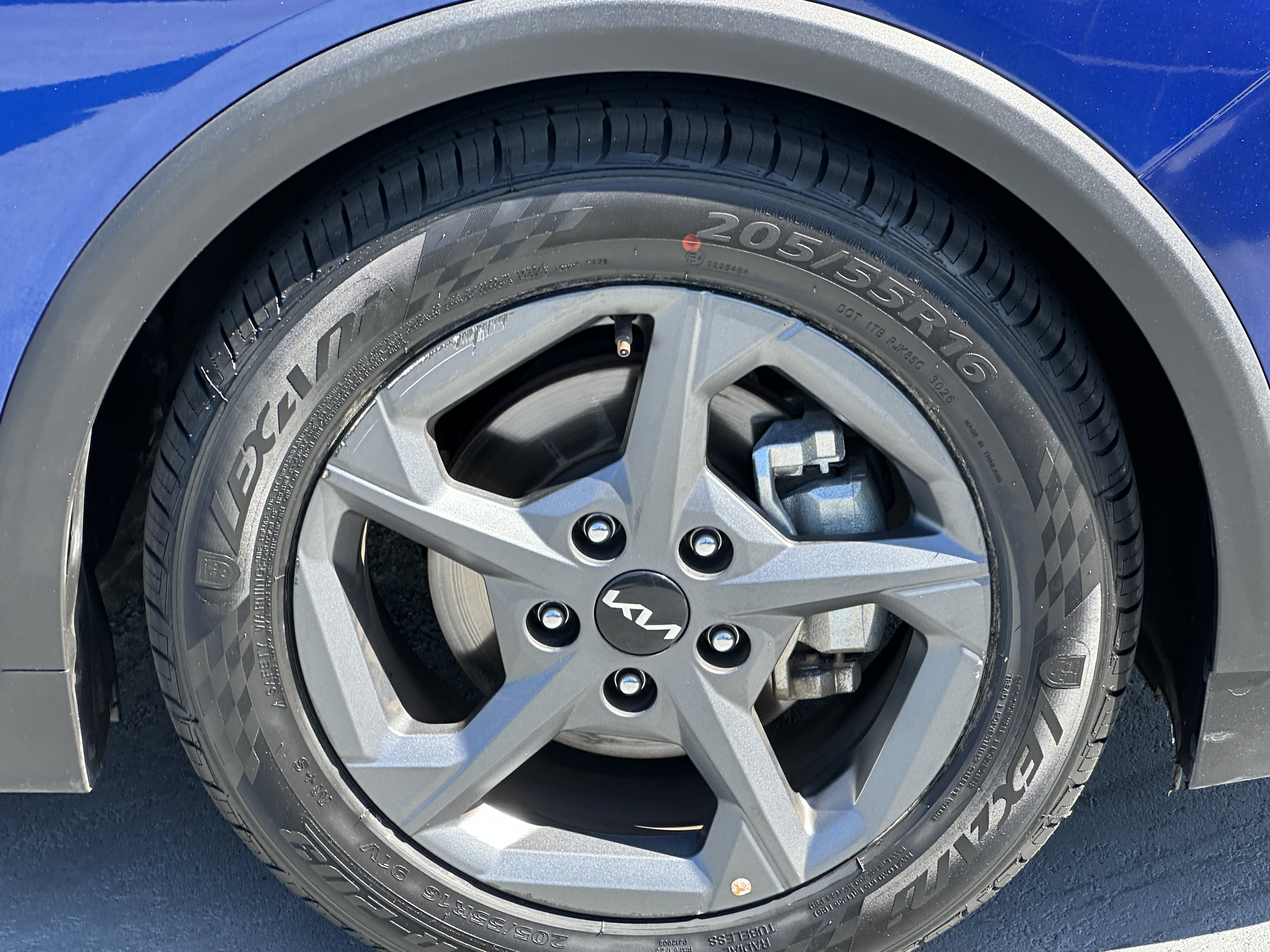 Used 2025 Kia K4 FWD image 14