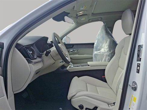 New 2026 Volvo XC90 B6 Ultra image 6