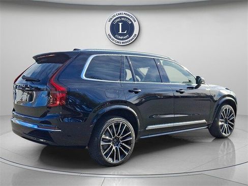 New 2026 Volvo XC90 B6 Plus w/ Protection Package Premier image 4