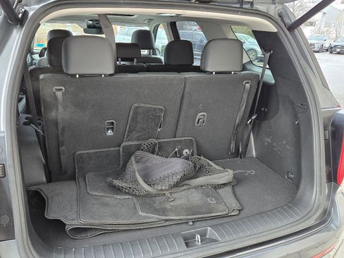 Used 2023 Hyundai Palisade SEL image 21