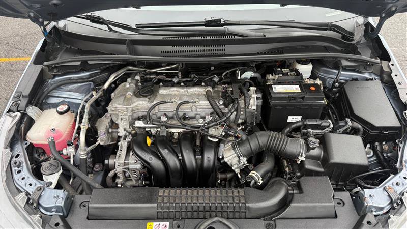 Used 2022 Toyota Corolla LE FWD image 4