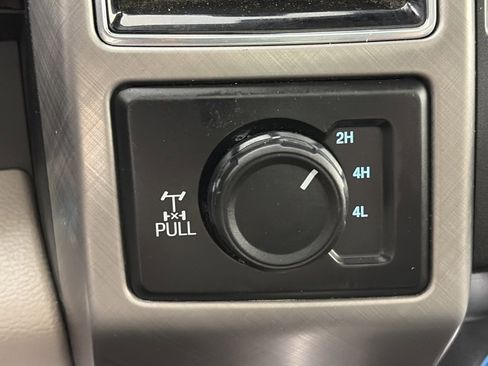 Certified 2019 Ford F250 Limited w/ FX4 Off-Road Package image 23