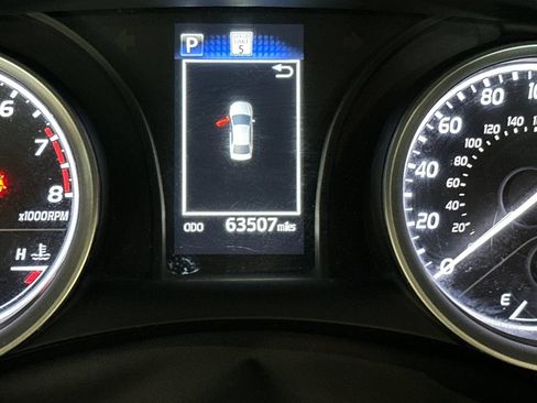Used 2024 Toyota Camry LE FWD image 28