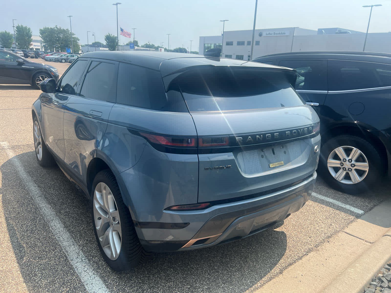 Used 2020 Land Rover Range Rover Evoque First Edition AWD/4WD image 4