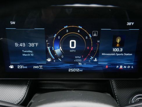 Used 2025 Chevrolet Equinox LT AWD/4WD image 36