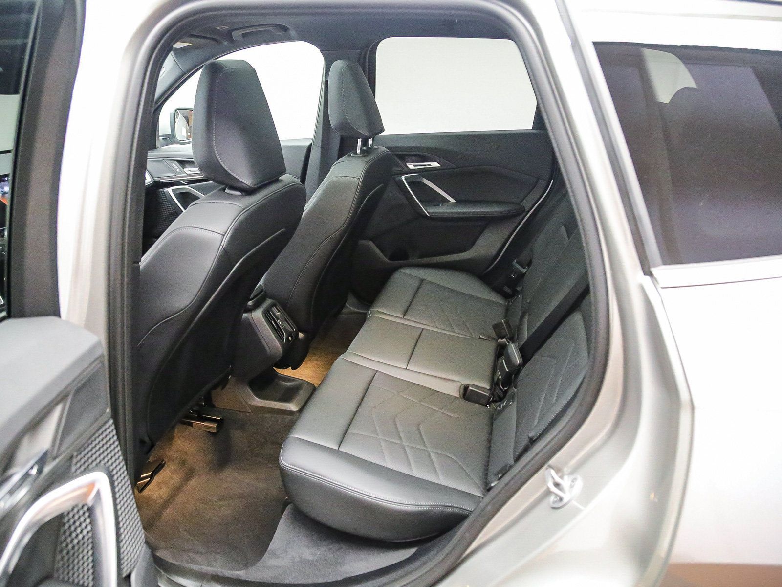 Used 2026 BMW X1 xDrive28i w/ Convenience Package AWD/4WD image 20