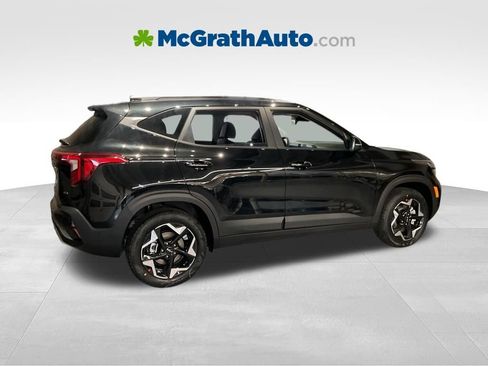 New 2026 Kia Seltos S AWD/4WD image 3