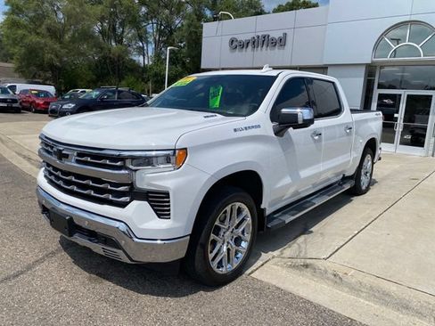 Used 2023 Chevrolet Silverado 1500 LTZ w/ LTZ Premium Package AWD/4WD image 10