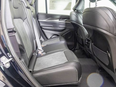 New 2026 Jeep Grand Cherokee Altitude image 43