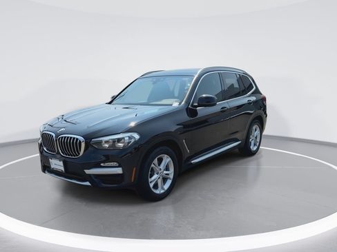 Used 2018 BMW X3 xDrive30i w/ Premium Package AWD/4WD image 4