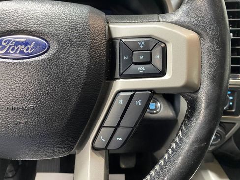 Used 2019 Ford F150 Lariat image 15