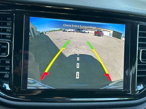 Used 2025 Dodge Durango GT AWD/4WD image 19