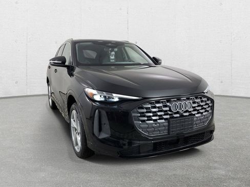 New 2025 Audi Q5 Premium Plus image 2