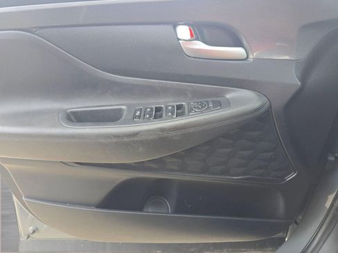 Used 2021 Hyundai Santa Fe SEL w/ Convenience Package image 11