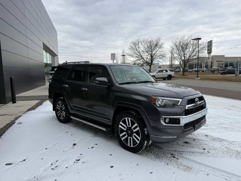 Used 2018 Toyota 4Runner Limited image 4