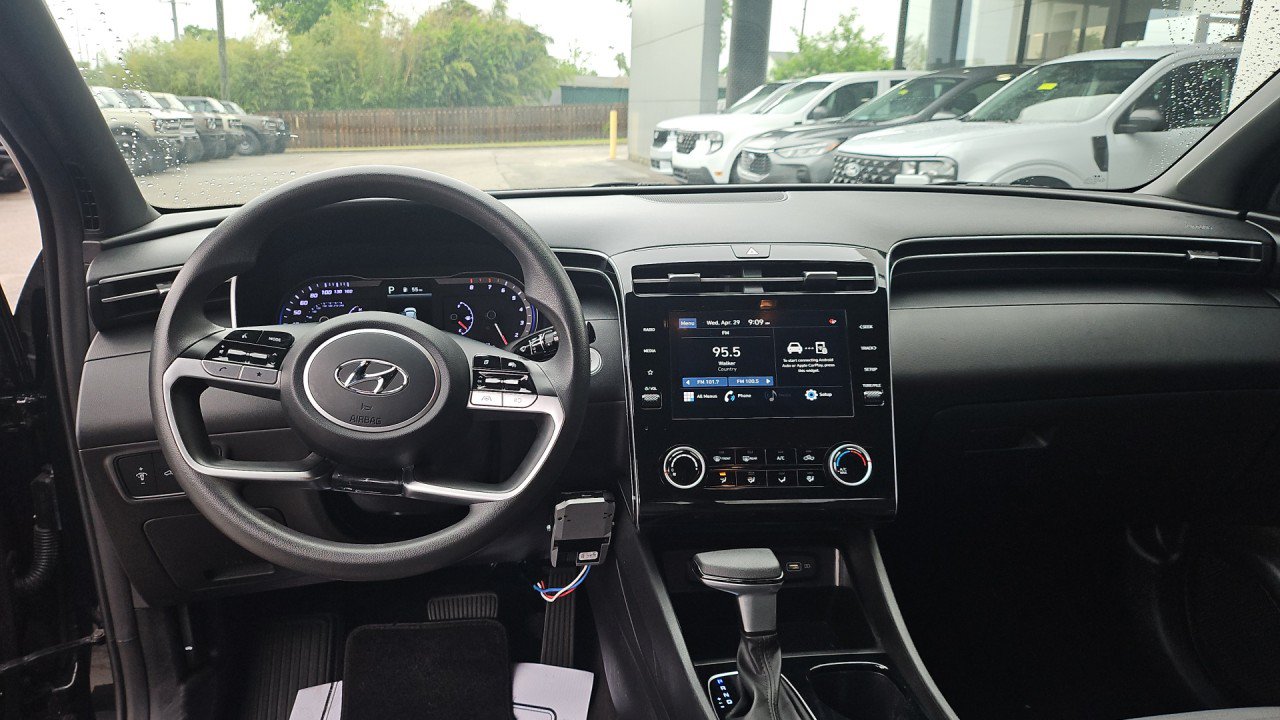 Used 2023 Hyundai Santa Cruz SEL w/ Cargo Package FWD image 15