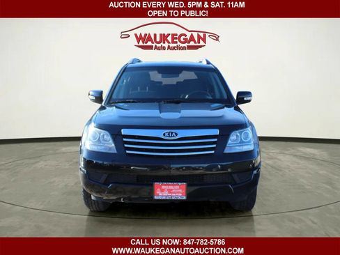 Used 2009 Kia Borrego LX image 2