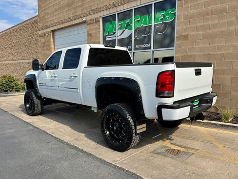 Used 2013 GMC Sierra 2500 Denali AWD/4WD image 3