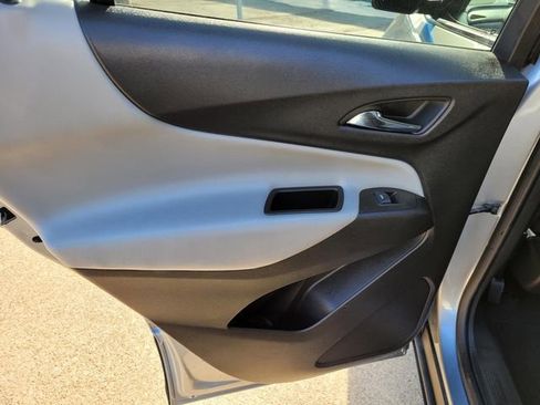 Used 2024 Chevrolet Equinox LT image 15