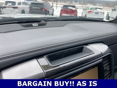 Used 2015 RAM 1500 Limited image 24