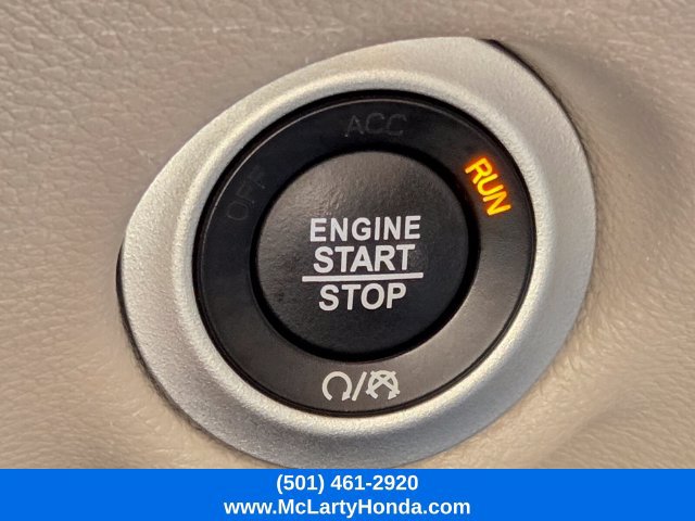 Used 2024 Chrysler Pacifica Touring-L FWD image 29