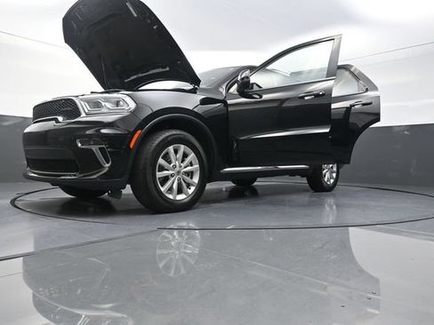 Used 2022 Dodge Durango SXT AWD/4WD image 32