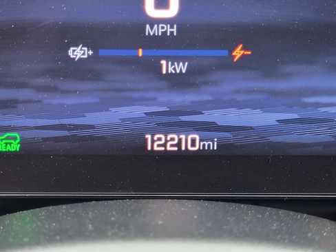 Used 2025 Chevrolet Equinox EV LT FWD image 28