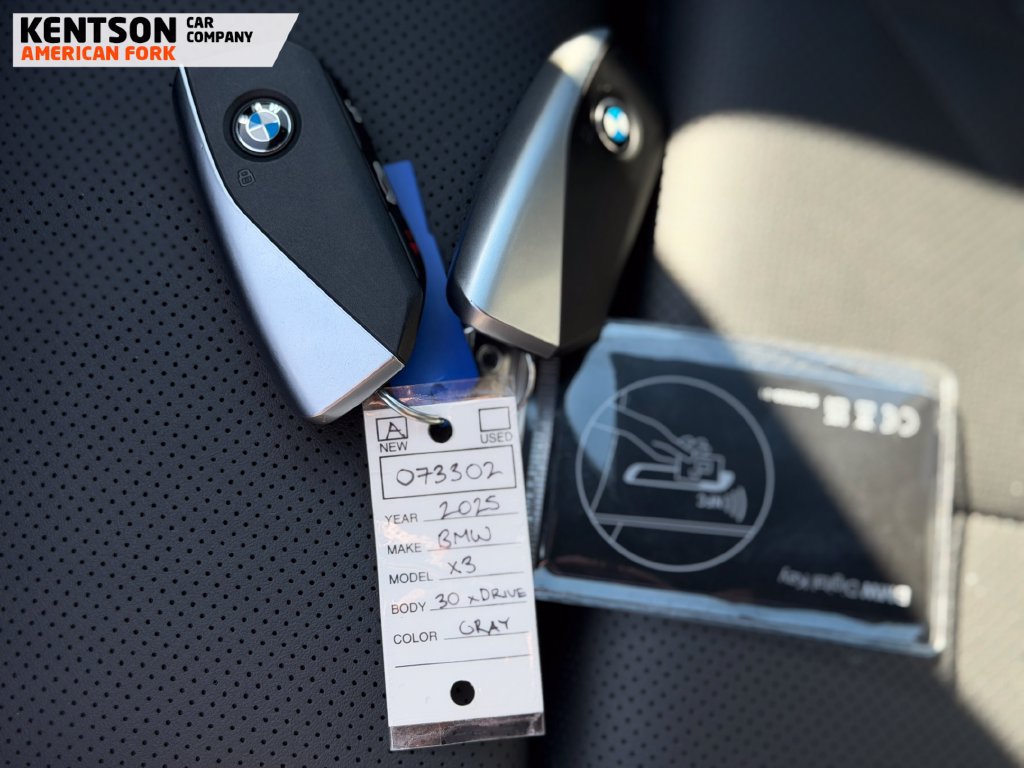 Used 2025 BMW X3 xDrive30i AWD/4WD image 35