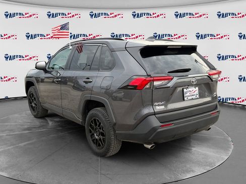 Used 2025 Toyota RAV4 XLE AWD/4WD image 5