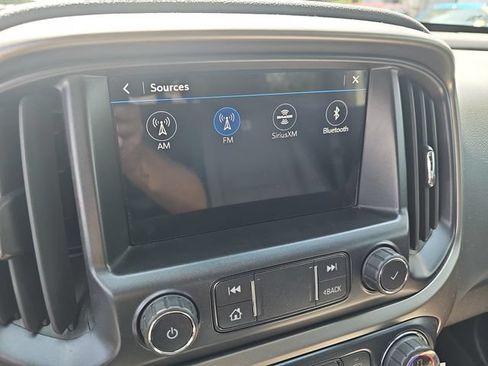 Used 2021 Chevrolet Colorado Z71 w/ Safety Package AWD/4WD image 19