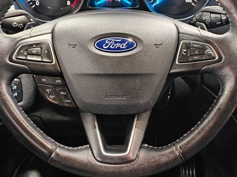 Used 2017 Ford Escape Titanium AWD/4WD image 6