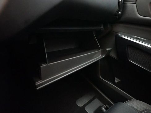 Certified 2023 Nissan Pathfinder SV w/ SV Premium Package image 30