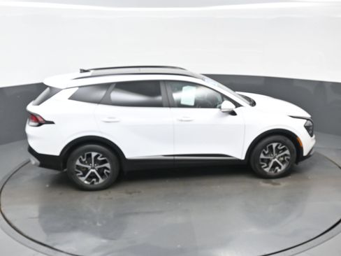 Used 2025 Kia Sportage EX w/ Premium Package FWD image 43