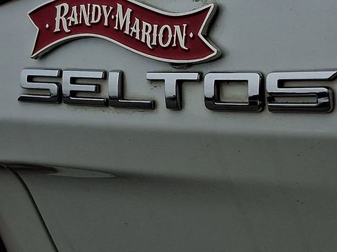 Used 2021 Kia Seltos LX image 31