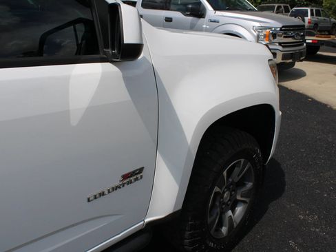 Used 2016 Chevrolet Colorado Z71 AWD/4WD image 10