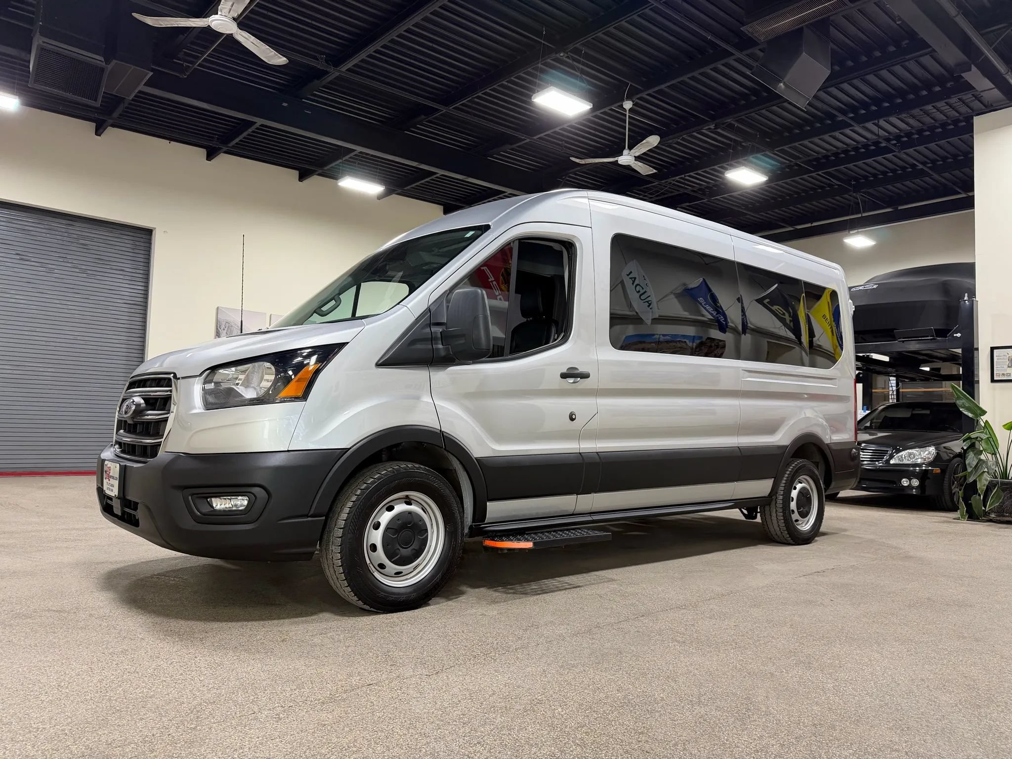 Used 2020 Ford Transit 250 Medium Roof RWD image 2