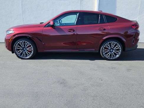 New 2027 BMW X6 xDrive40i w/ Executive Package AWD/4WD image 4