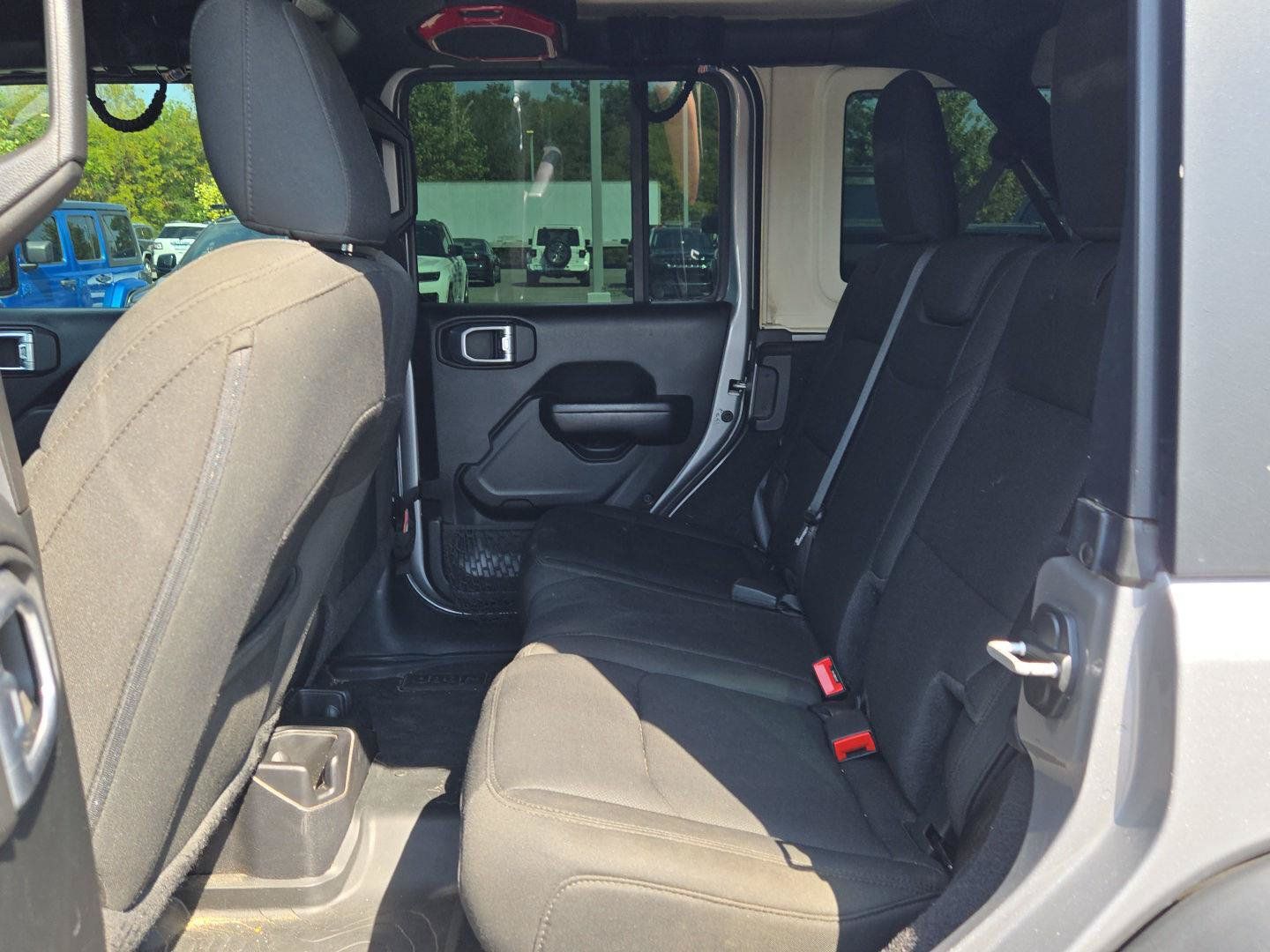 Used 2021 Jeep Wrangler Unlimited Sport AWD/4WD image 14