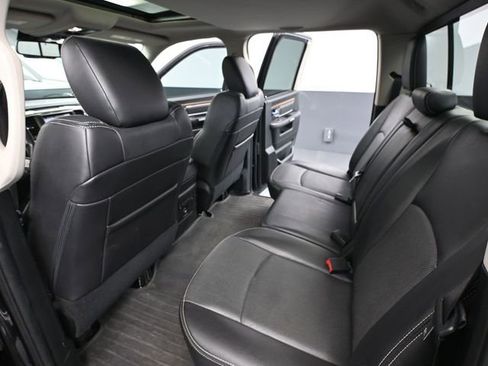 Used 2016 RAM 1500 Laramie w/ Convenience Group image 38