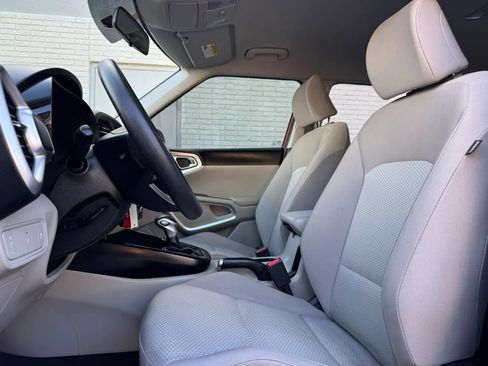 Used 2020 Kia Soul LX FWD image 15