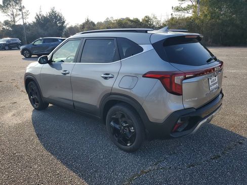 New 2026 Kia Seltos EX w/ EX Sunroof Package image 3