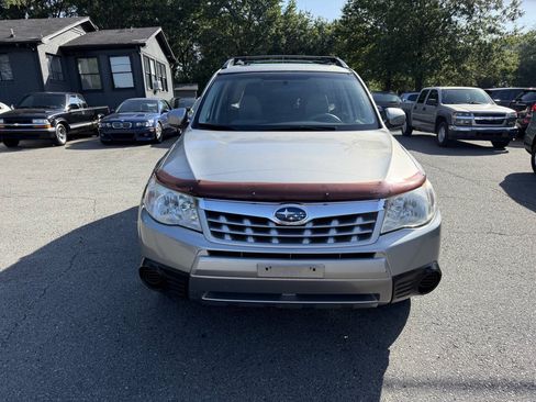 Used 2011 Subaru Forester 2.5X Premium AWD/4WD image 3