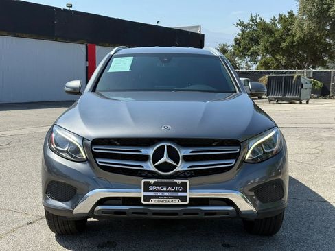 Used 2018 Mercedes-Benz GLC 300 image 2