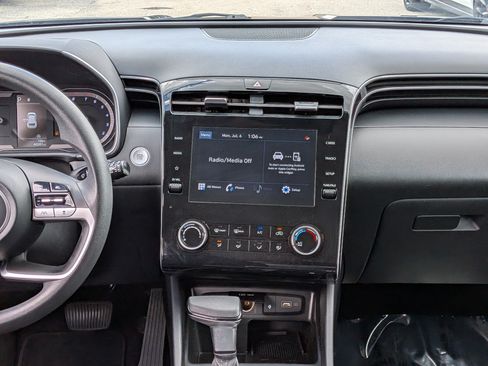 Used 2023 Hyundai Tucson SEL FWD image 20