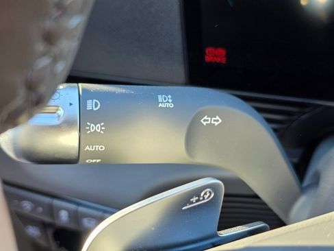 Used 2025 Hyundai Ioniq 5 SEL image 35